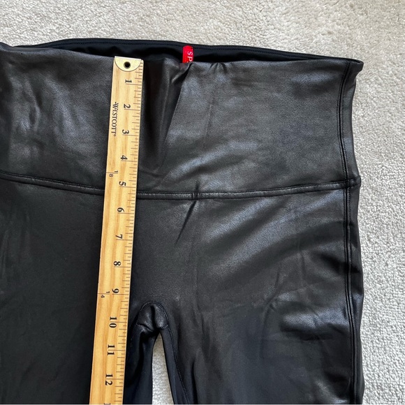 SPANX FAUX LEATHER LEGGINGS SIZE XL STYLISH CHIC MODERN MINIMALIST CONTEMPORARY - Picture 7 of 9